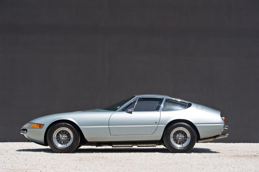  Ferrari 365 GTB/4 Daytona 1970 года  (фото 16 из 38)